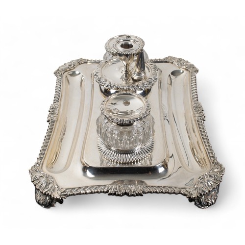 178A - George IVA silver inkstand on shell bracket feet with two silver-mounted glass jars and a central si... 