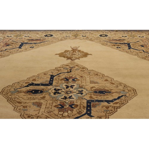 316 - Persiac.1930sA Tabriz carpetDimensions:312 cm (L) x 226 cm (W)... 