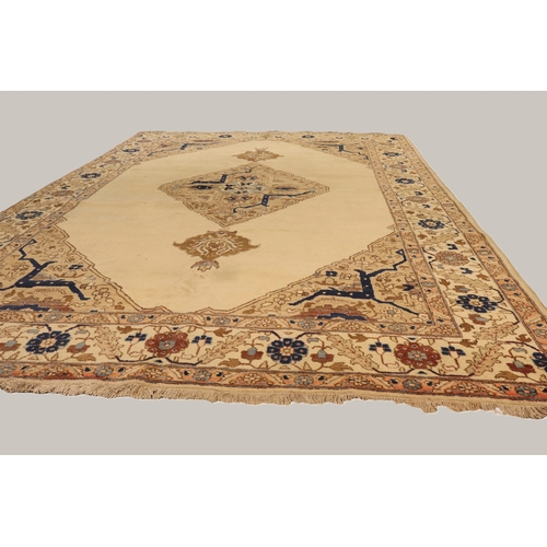 316 - Persiac.1930sA Tabriz carpetDimensions:312 cm (L) x 226 cm (W)... 