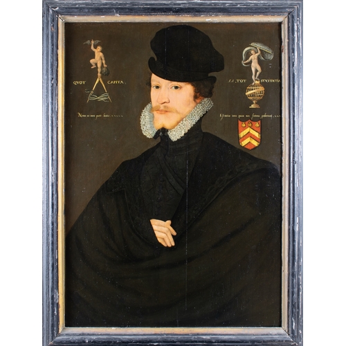 338 - English SchoolCirca 1590Portrait of a Gentleman, in hat and high collarInscribed to the left with di... 