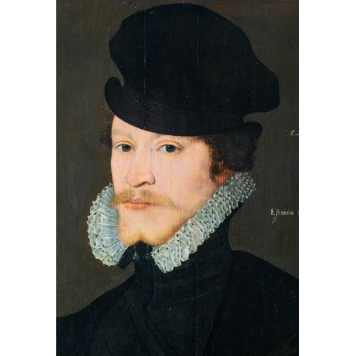 338 - English SchoolCirca 1590Portrait of a Gentleman, in hat and high collarInscribed to the left with di... 