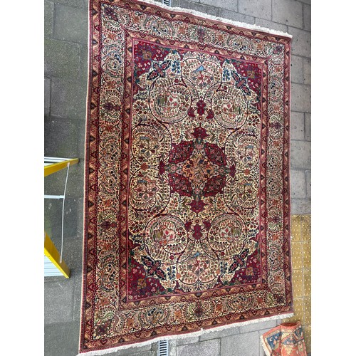 285 - A Tabriz carpetSignedProperty of a nobleman Dimensions:422 cm. (L) x 297 cm. (W)... 