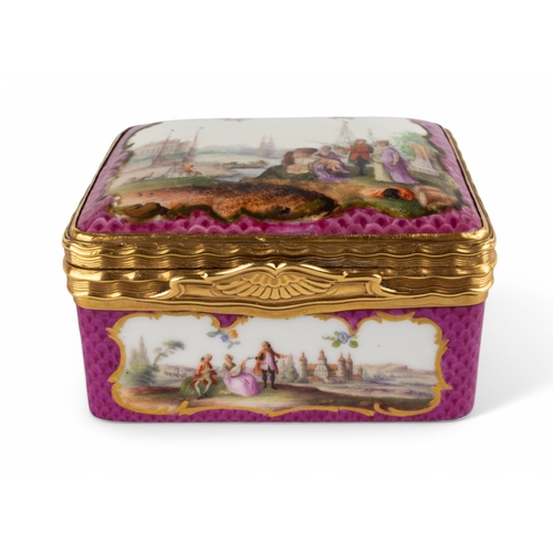 120 - 18th century, Meissen (?)A very fine, erotic, gold mounted snuff box.The various cartouches with lan... 