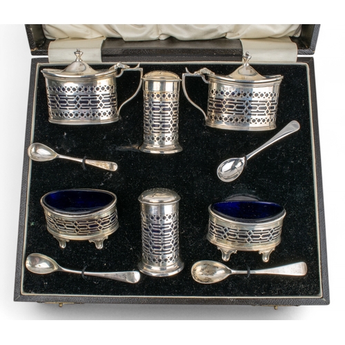 197 - Sterling silverA 6-piece pierced condiment set, in presentation box