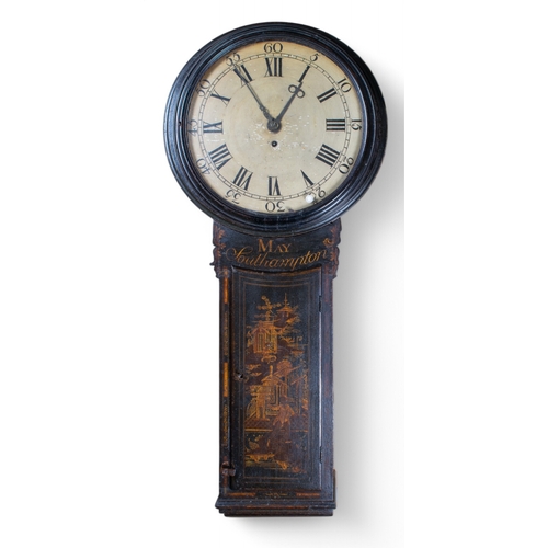 298 - John May, SouthhamptonBritish18th centuryA lacquered chinoiserie tavern clockWith gilt decorations t... 