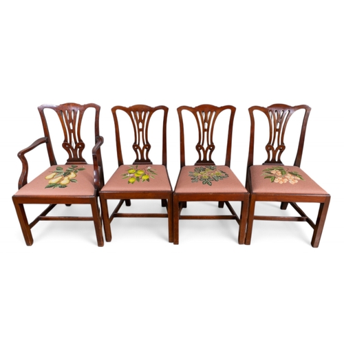 324 - Mid 19th CenturyA set of eight mahogany Chippendale design dining chairsThe rectangular backs with p... 