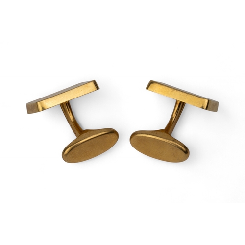 20 - Georg JensenA pair of vintage 18k gold cufflinks of rectangular shape, bloomed finish, with bar back... 