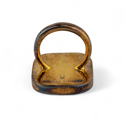 34 - Two green agate and silver-gilt dress rings, signed MestizaFinger size: L and N