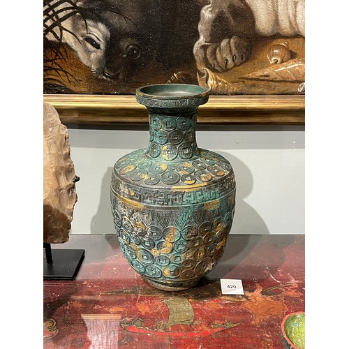 420 - Chinese, Qianlong mark and period (1735-1796)An important Imperial bronze and gilt vaseOf baluster f... 