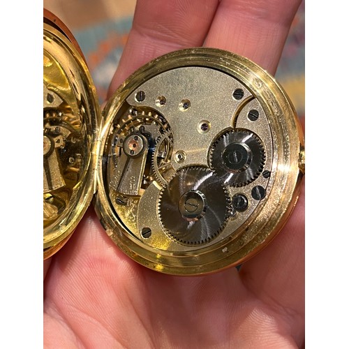3 - Circa 1900A half-hunter yellow gold pocket watch. The white enamelled dial with black enamel Roman n... 
