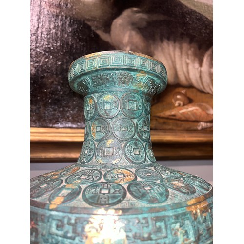 420 - Chinese, Qianlong mark and period (1735-1796)An important Imperial bronze and gilt vaseOf baluster f... 