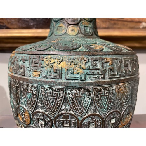 420 - Chinese, Qianlong mark and period (1735-1796)An important Imperial bronze and gilt vaseOf baluster f... 