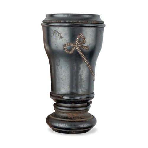 36 - A pair of Edwardian gunmetal and diamond-set opera glassesThe small pair of opera glasses with rose-... 