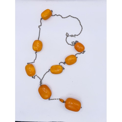 5 - Ottoman, Baltic amber bead necklace, composed of eight large butterscotch amber beads. With fine fan... 
