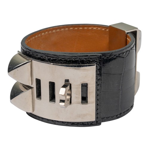 142 - Herm&egrave;s, A Collier de Chien black leather braceletTotal length: Approx. 21 cm.