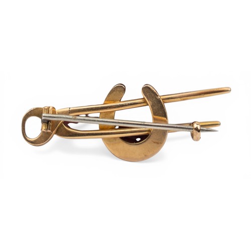 19 - British, AntiqueAn unusual gold brooch of horse interest, circa 1870Designed as a farrier's pliers a... 