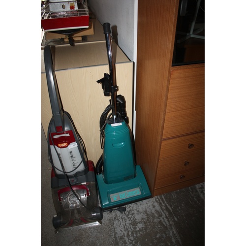 124 - Tru-Vox Valet Commerical Vacuum Cleaner in a Turquoise Blue