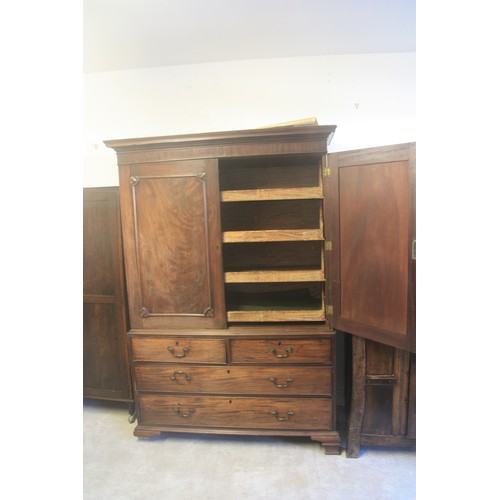 161 - Mahogany Georgian Linen Press (Some distress to Legs)
50