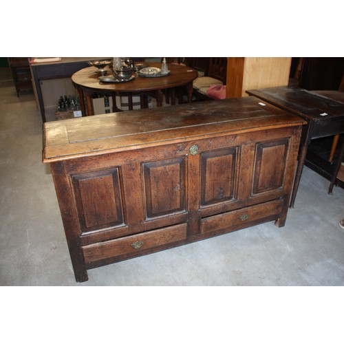 100 - Oak 18th Century Coffer/Mule Chest