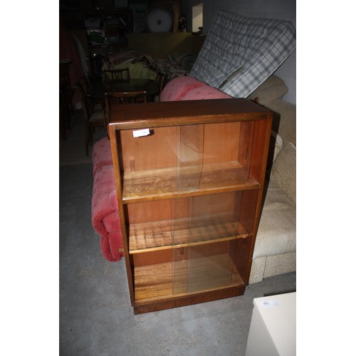 122 - Glazed Sliding Door Bookcase
