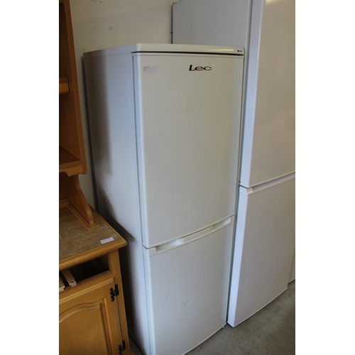 100 - LEC Fridge/Freezer