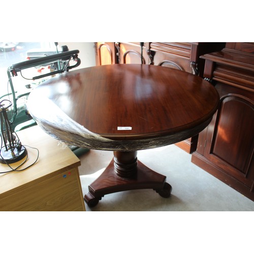 146 - Mahogany Single Pedestal Circular Dining Table - (Diameter 110 cm)