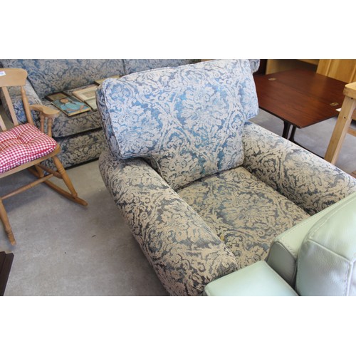 153 - Parker Knoll Lounge Suite - Armchair and Three-Seater Sofa (approx 90