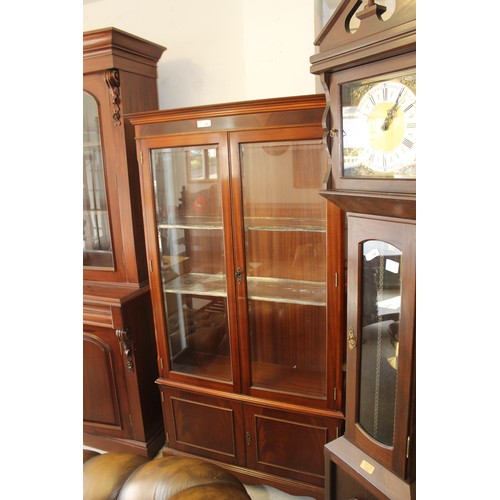 166 - Mahogany Two Door Display Cabinet (94 cm W x 34 cm D x 170 cm H)