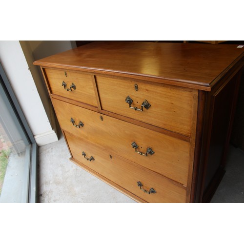 169 - Georgian Mahogany Two Short on Two Wide Drawer Chest with Brass Handles and Brass Escutcheon Plate -... 