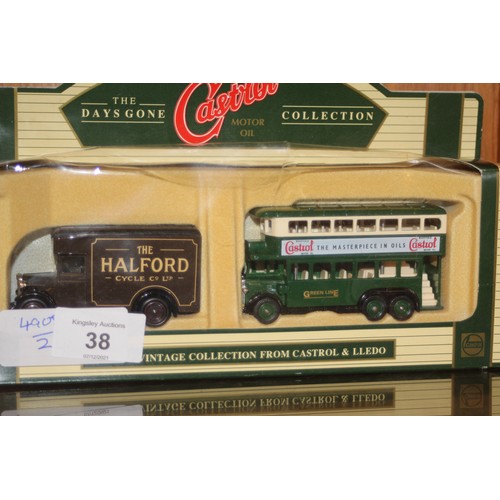 35 - Lledo Day's Gone. Boxed Castrol Double Deck Bus and a Halford's Van