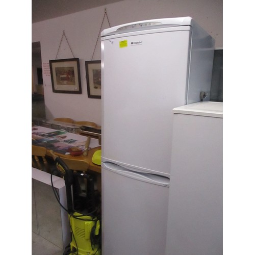 22 - Hotpoint FFA71 Fridge/Freezer