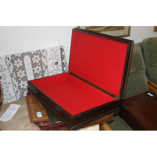 50 - Mahogany Box lined with Red Baize - 22.5