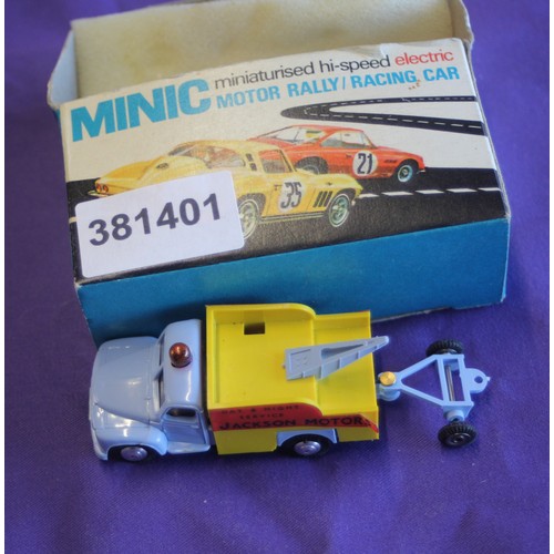 222 - Box Tri-ang Minic Motorway Breakdown Truck. Reference M/1565 with Instruction Leaflet (vgc)