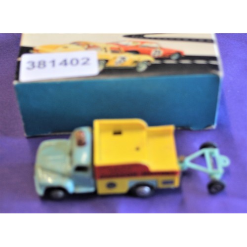 213 - Boxed Tri-ang Minic Motorway Breakdown Truck. Reference M/1565 with Instruction Leaflet (vgc)- no cr... 