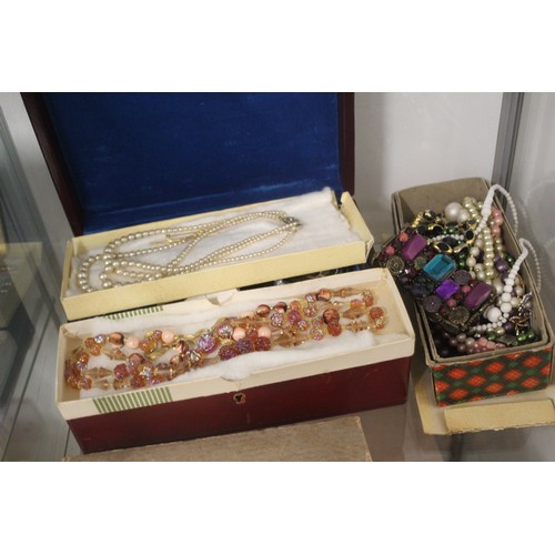 68 - Jewellery Box with Large Quantity of Costume Jewellery including Bead Necklaces, Earrings, Strings o... 