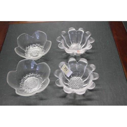 236 - Two Pairs of Dartington Crystal Dessert Bowls