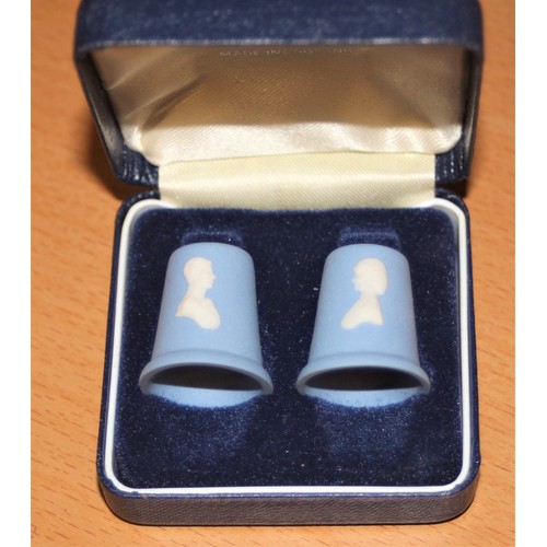 94 - A Pair of Cased Wedgwood Thimbles Commemorating  Charles and Diana's wedding 1981