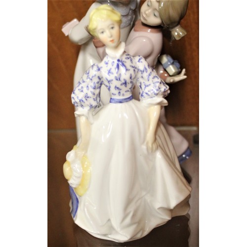 92 - Royal Doulton Porcelain Figurine 