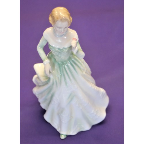 252 - Royal Doulton Porcelain Figurine 