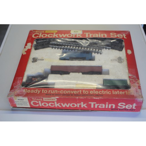 11 - Boxed Tri-ang Hornby Clockwork Train Set (Complete) - ready to convert to electric later