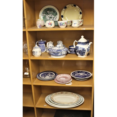 253 - Blue and White Chinaware including Spode 