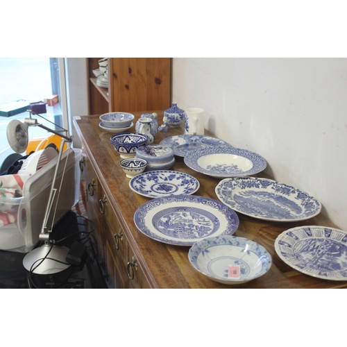 73 - Assorted Blue-Ware including Alfred Meakin, Willow, Delft, etc (approx 19 Pieces)