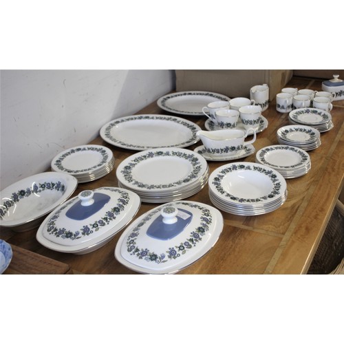 350 - Royal Doulton Near Complete Six-Place Setting Dinner/Tea/Coffee Service in the Esprit Design includi... 