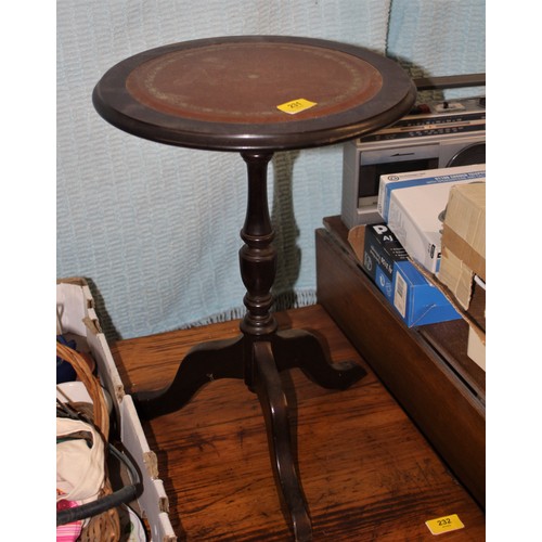 231 - A Low-Set Single Pedestal Mahogany Wine Table having Gilt Embossed Red Leather-Inset Top