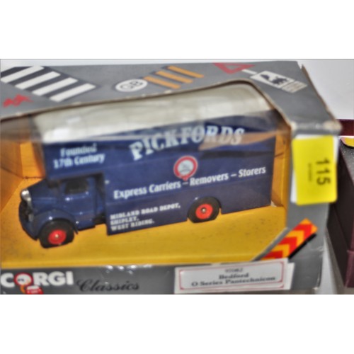 115 - Corgi Die-cast Pickfords' Pantechnicon