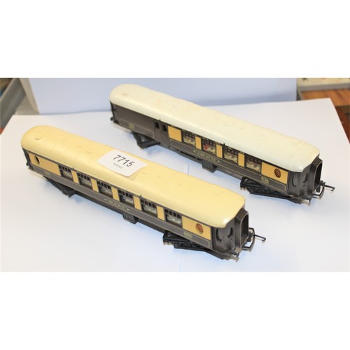 16 - Two Vintage Boxed Tri-ang Model Railways OO Gauge Pullman Carriages :- Pullman Brake Car Number 79 a... 