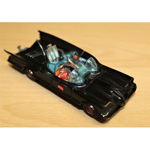 27 - Corgi Toys Batmobile. Ref CT267