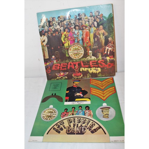 238 - Original Sergeant Pepper Vinyl LP with Card Insert