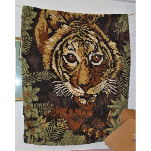 140 - Tiger Design Rug