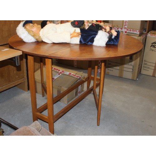 186 - Drop-Leaf Dining Table having Teak Veneered Top and Piano Hinges - 45